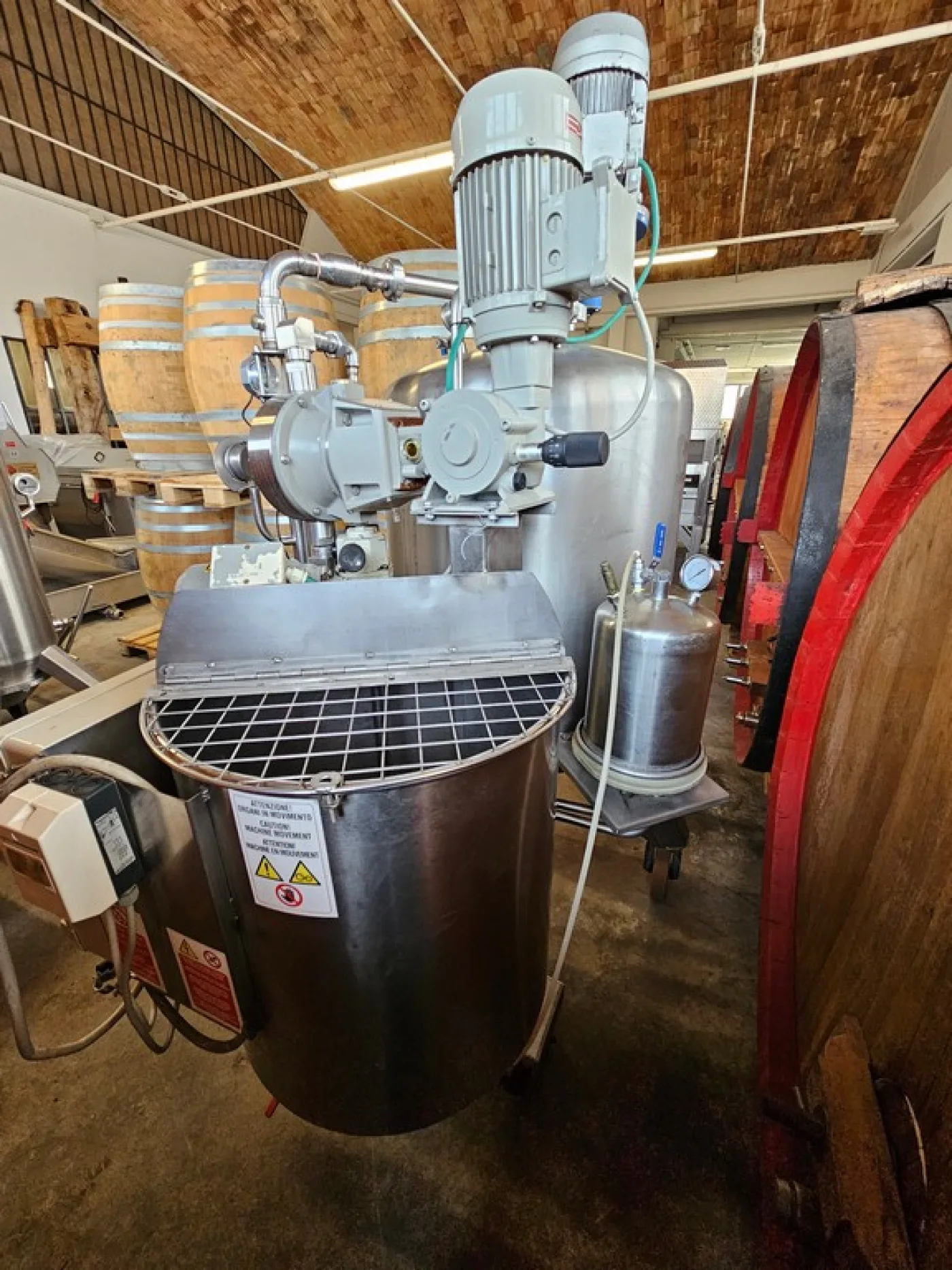 STAINLESS STEEL SFOGGIA KIESELGUR FILTER, 5 MQ OF FILTERING SURFACE, WITH HORIZONTAL SHEETS AND CENTRIFUGAL DISCHARGE, SECOND HAND MACHINE - 6