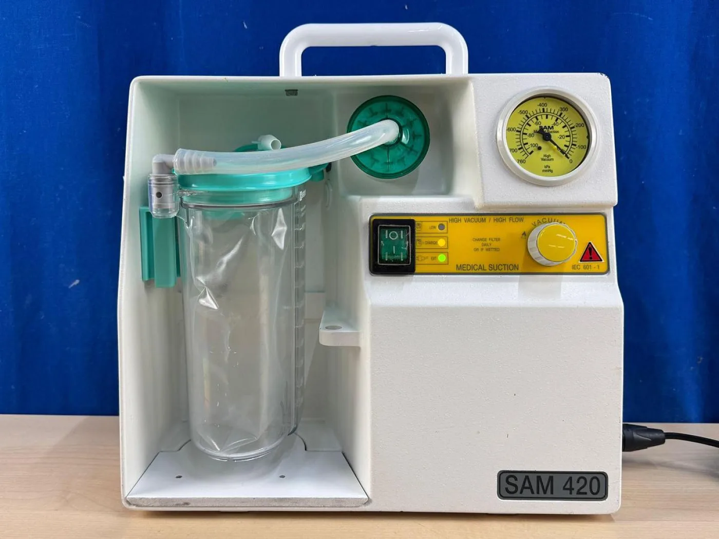MGE Sam 420 Abbott High Flow Vacuum Pump YOM: 2007 - 2