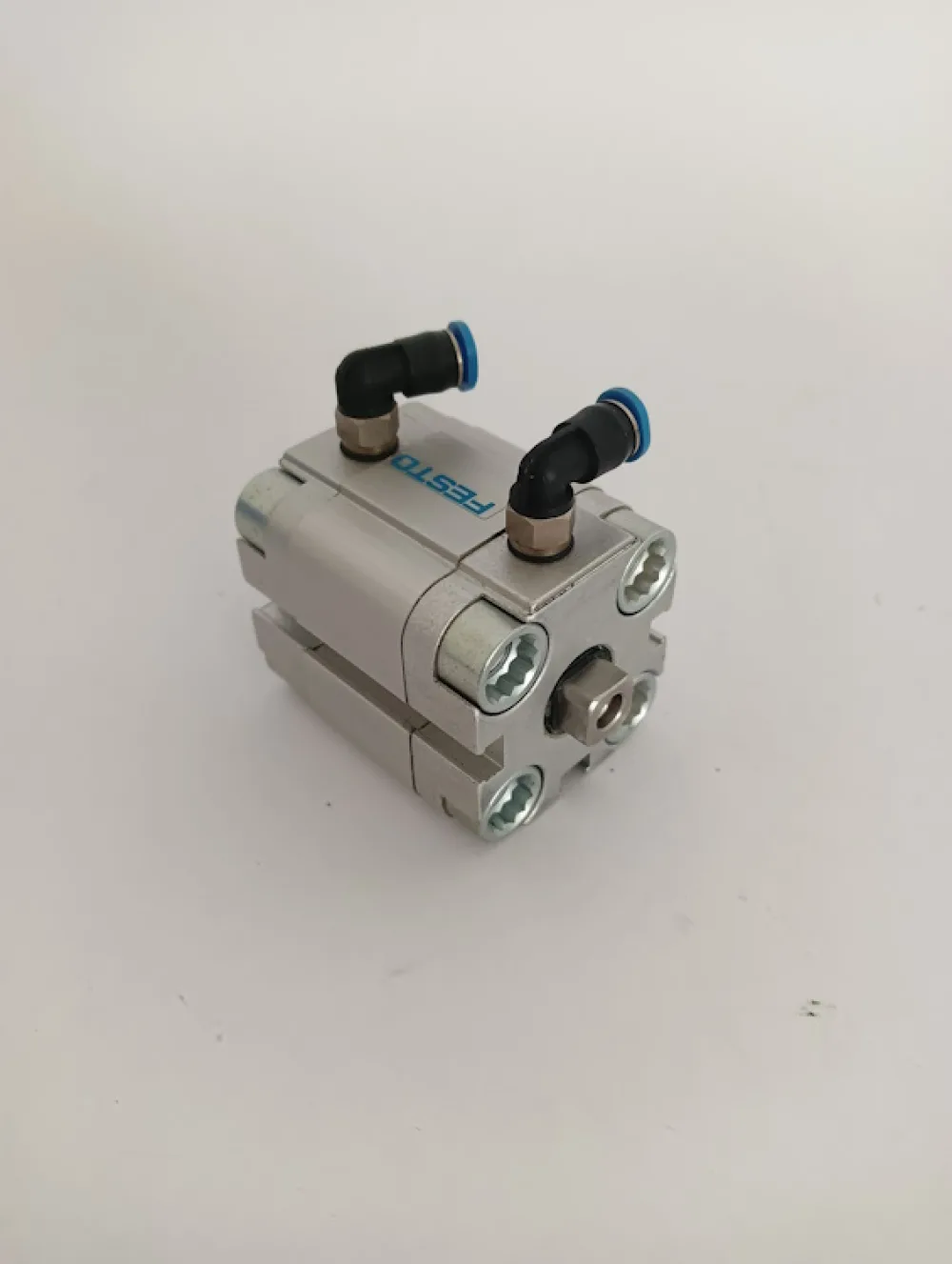 Festo Kompaktzylinder ADVULQ-25-10-P-A-S2