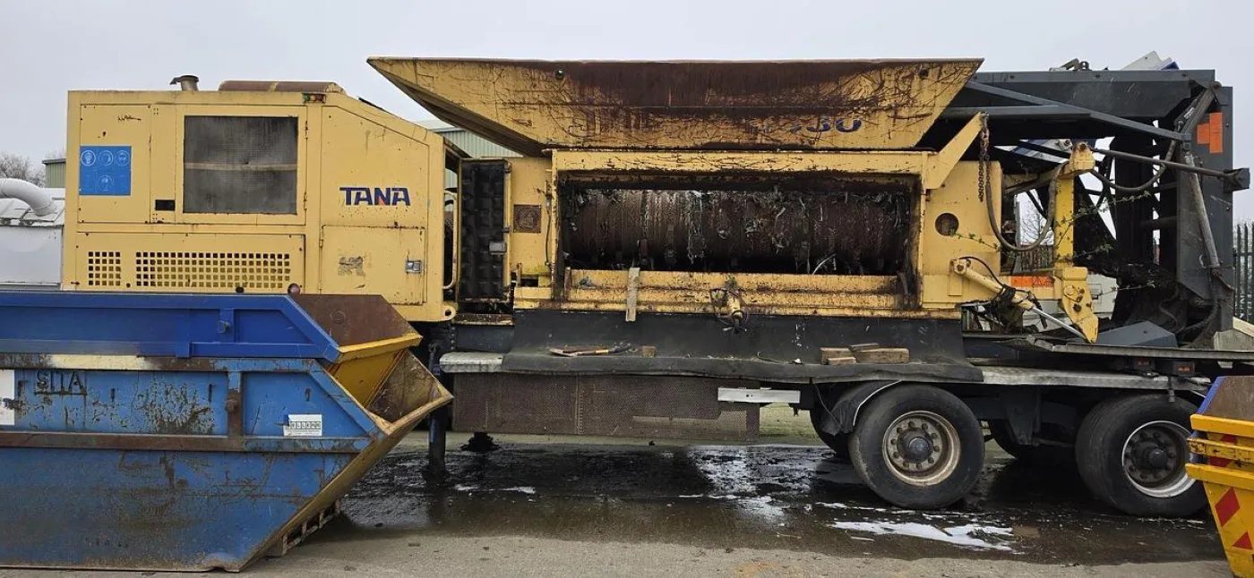 2008 Tana Shark 6330 Slow-speed Shredder - 1