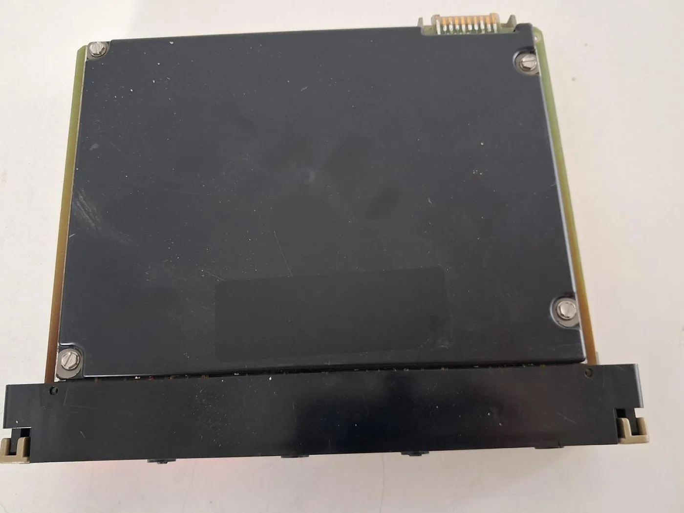 Gould Modicon B820 10–60 VDC Output Module - 3