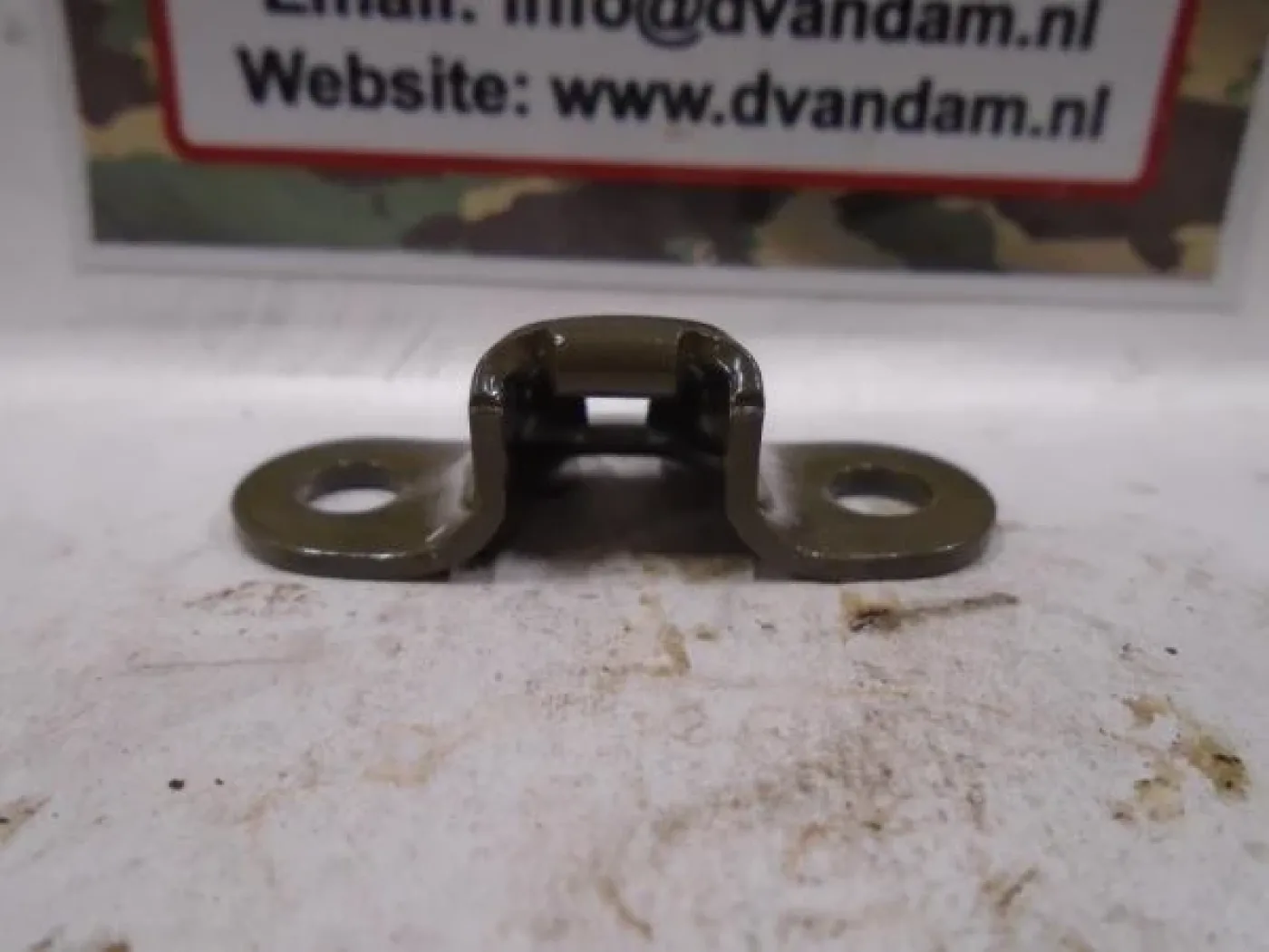 Bracket hood catch - 2