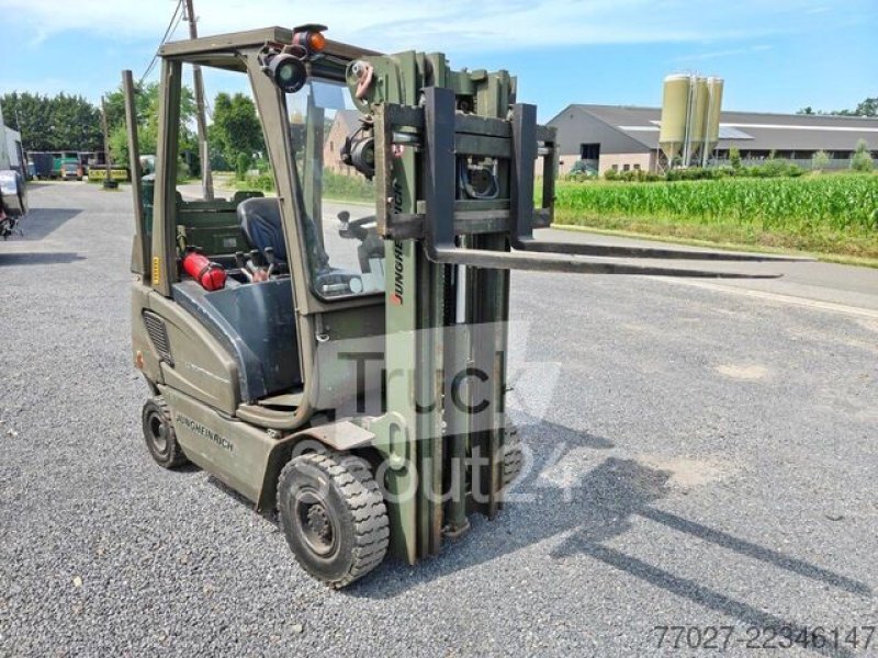 Jungheinrich DFG20 AK Heftruck 1800kg   Side shift / Free-lift