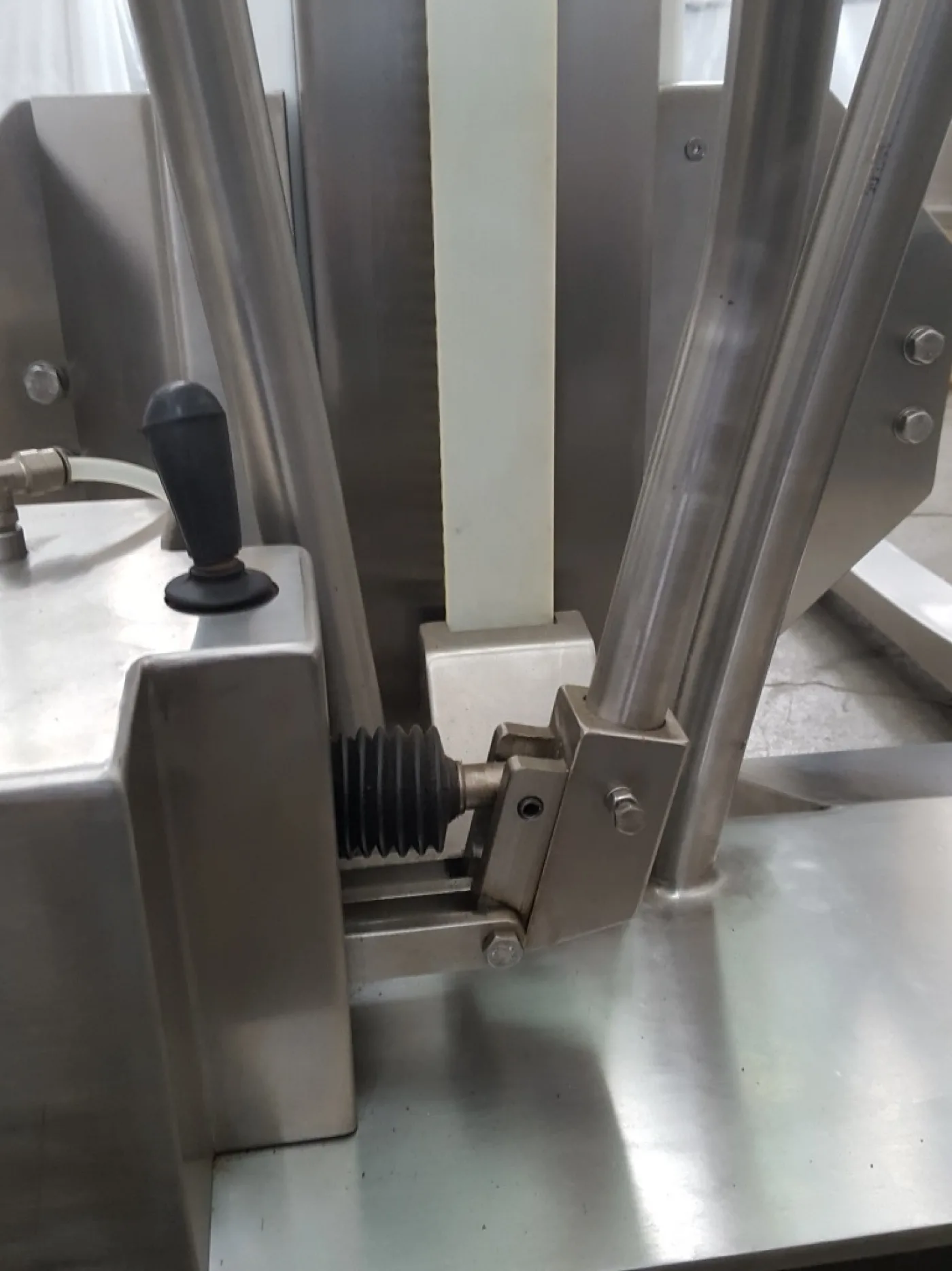 CARRELLO ELEVATORE PORTAFUSTI IDRAULICO – ISN – TECHNOLOGY - 5