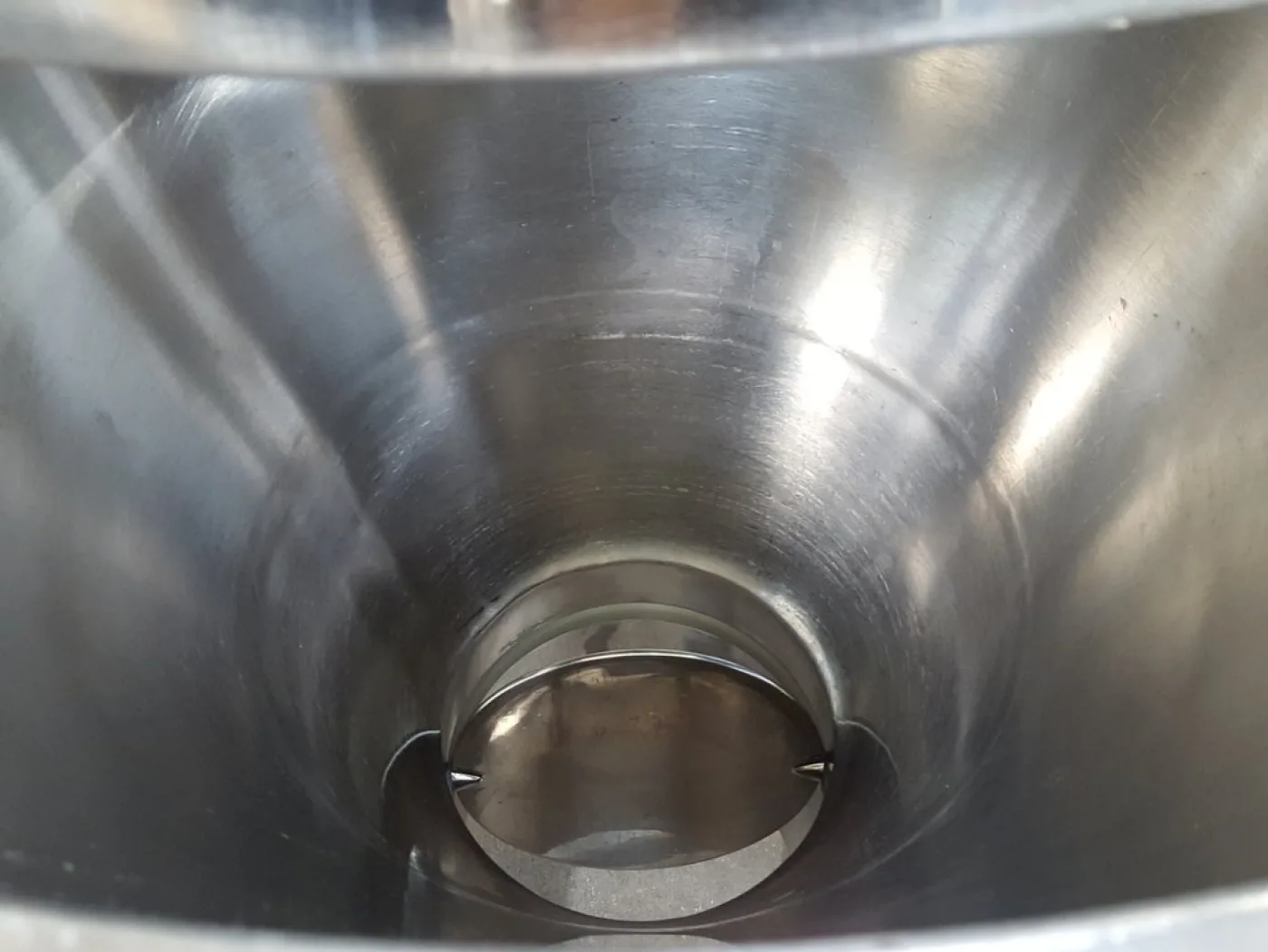 TRAMOGGIA DI ALIMENTAZIONE CON CARRELLO - 2
