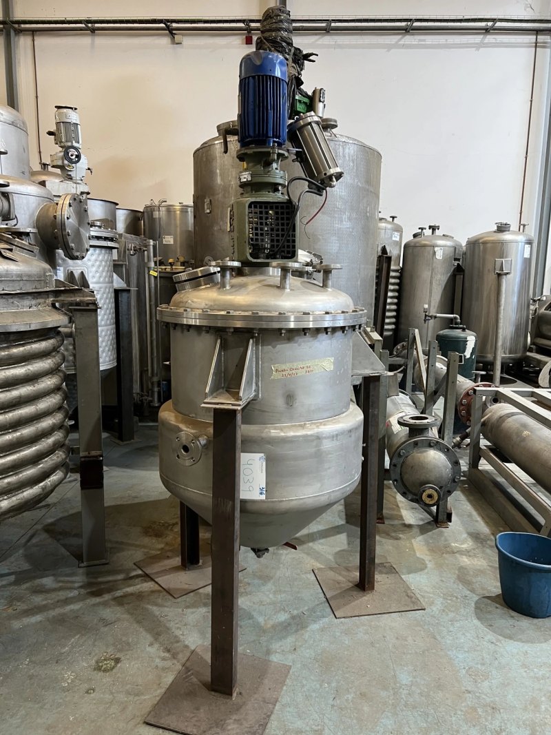 REACTOR AGUILAR Y SALAS STAINLESS STEEL 316 325 LITRES WITH JACKET AND AGITATION