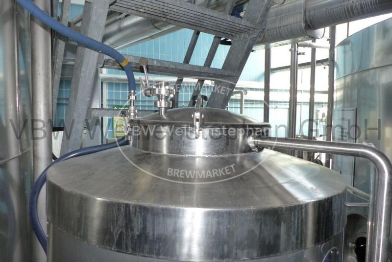 Sour wort tank