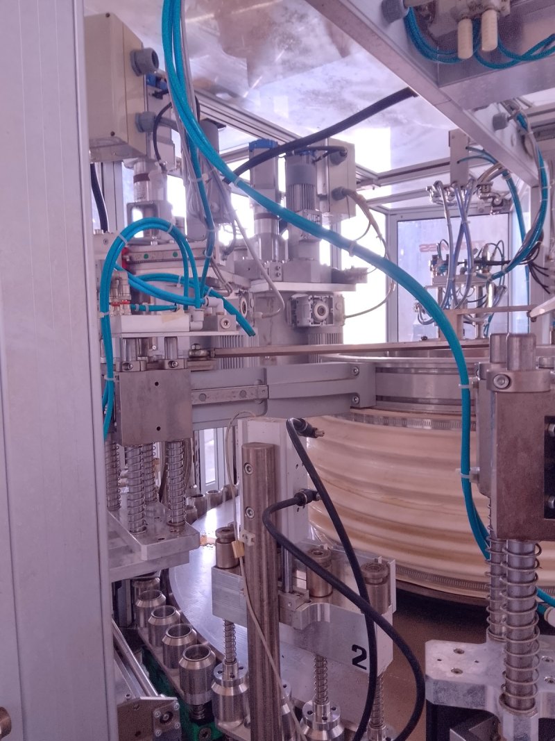 LINEA DI CONFEZIONAMENTO DI CAFFÈ IN CAPSULE – TECMES – MOD. MB 55 BR3