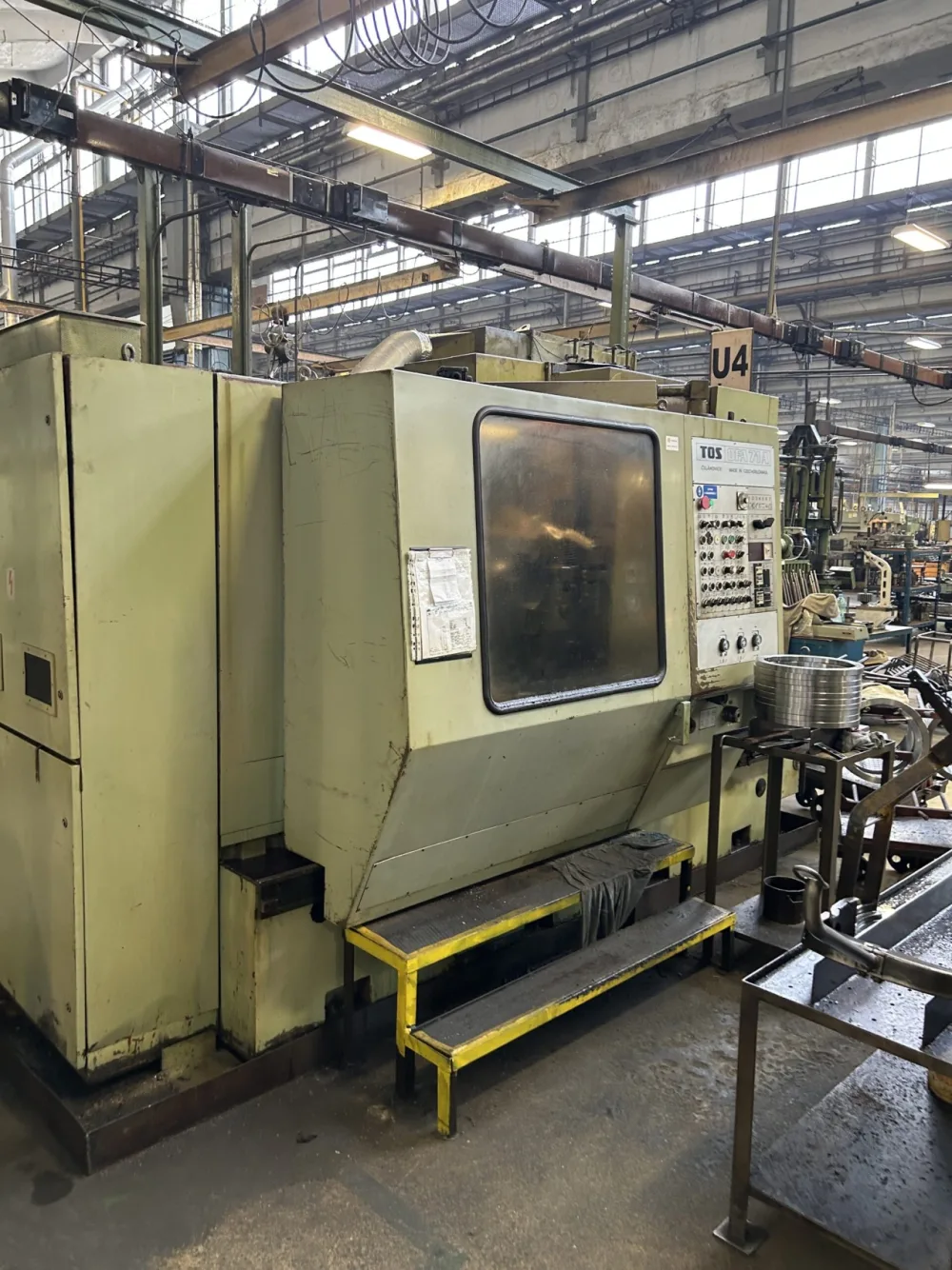 Gear Hobbing Machine – TOS OFA71A