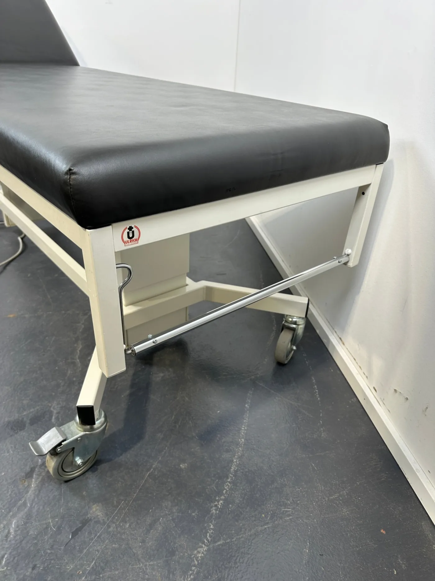 OP-Liege Eron HG-89 E Höhenverstellbar mit Fußschalter - 7