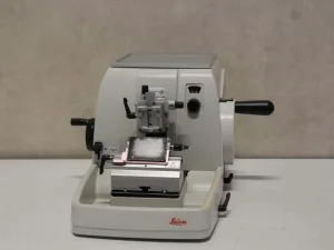 Leica RM2235 Microtoom
