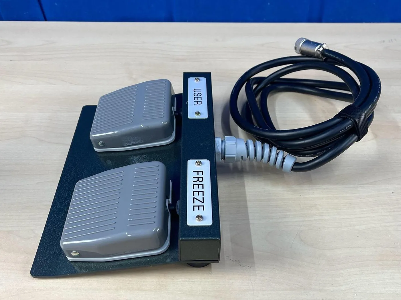 Hitachi Medical Footswitch for Ultrasound REF: EZU-FS2 - 2