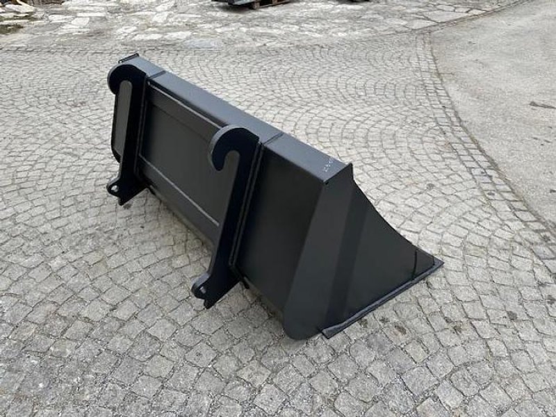 BIG Schwergutschaufel SUN 200 cm mit JCB Q fit Aufnahme