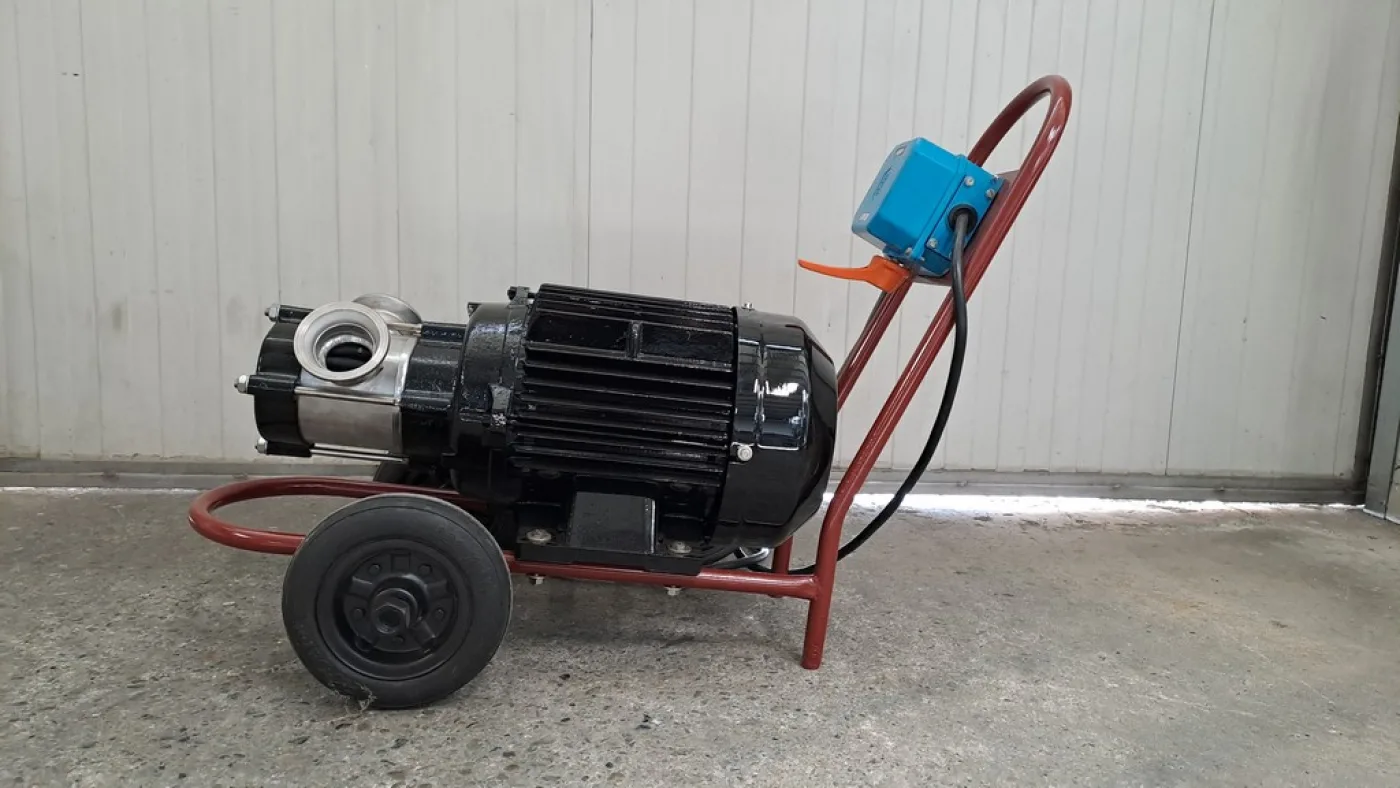 MENCARELLI PUMP MODEL G120 WITH FOOD NEOPRENE IMPELLER, STAINLESS STEEL BODY PUMP, SECOND-HAND MACHINE - 5