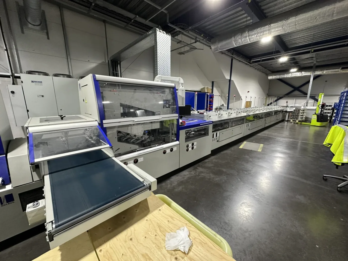 Kolbus KM 600.C perfect binding line - 2