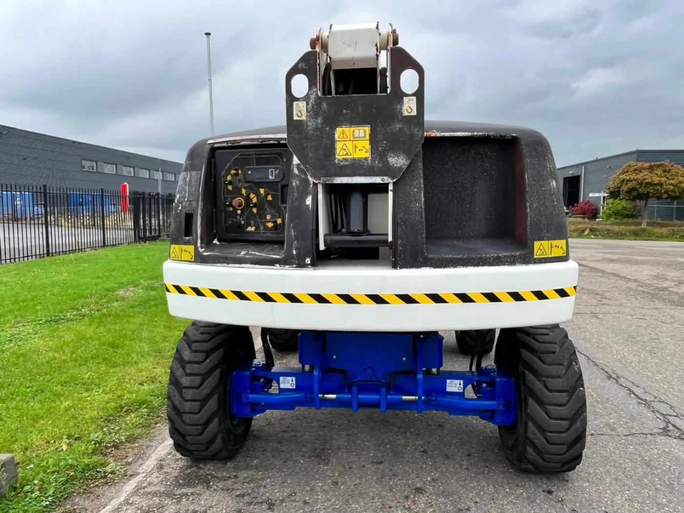 JLG 460SJ - 3