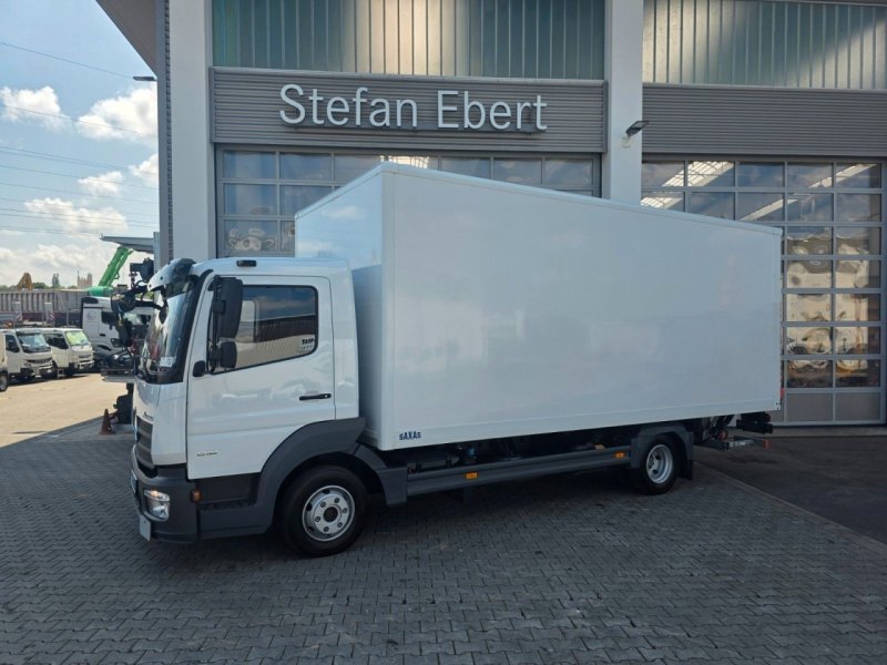 Mercedes Benz Atego 818 L Koffer-LBW Air Conditioning 3 Sitze
