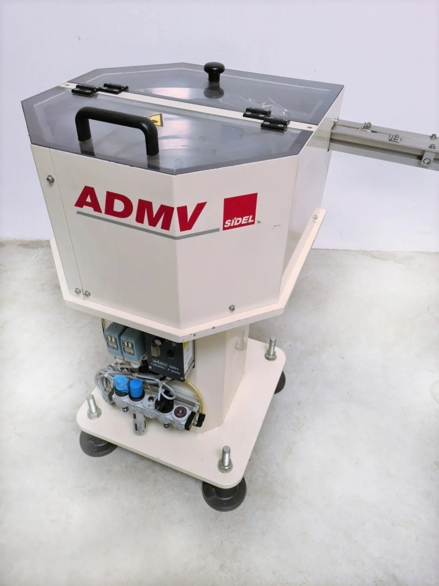 ALIMENTATORE VIBRANTE PER SPAZZOLINI – ADMV – Mod. V2M 300 - 4