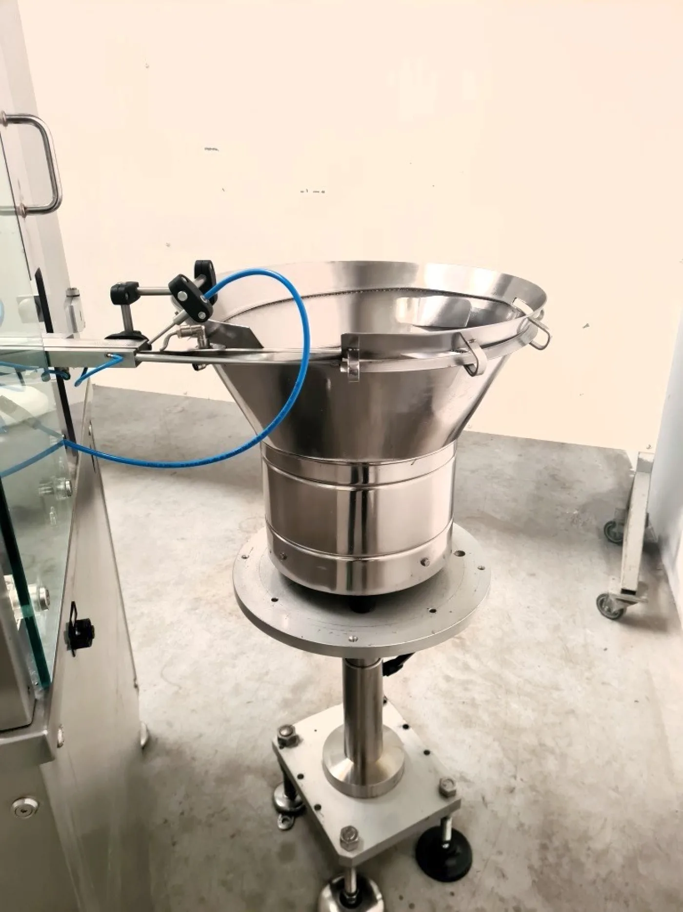 MICRODOSATRICE E TAPPATRICE – TECNOMACO – MOD. MC1 NS - 5