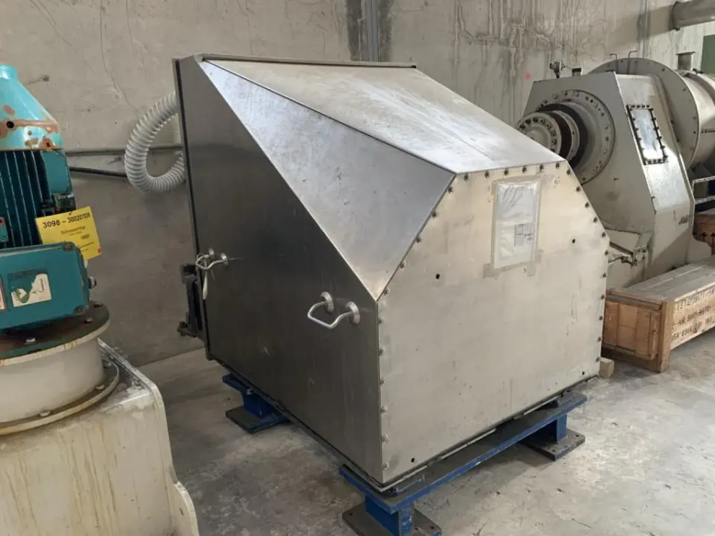 USED KRAUSS MAFFEI IN STAINLESS STEEL 316 HZ 630 Ph CENTRIFUGE - 8