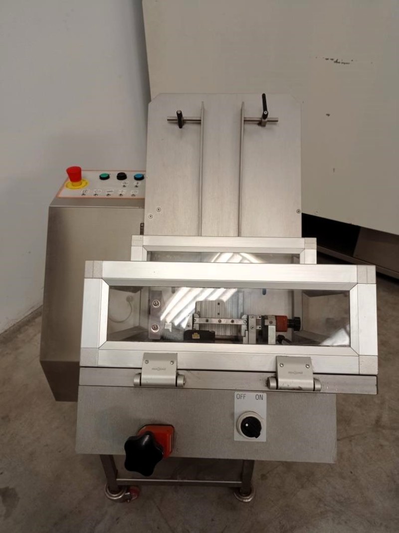DEBLISTERATRICE – ICS AUTOMAZIONE – MOD. DBS C2