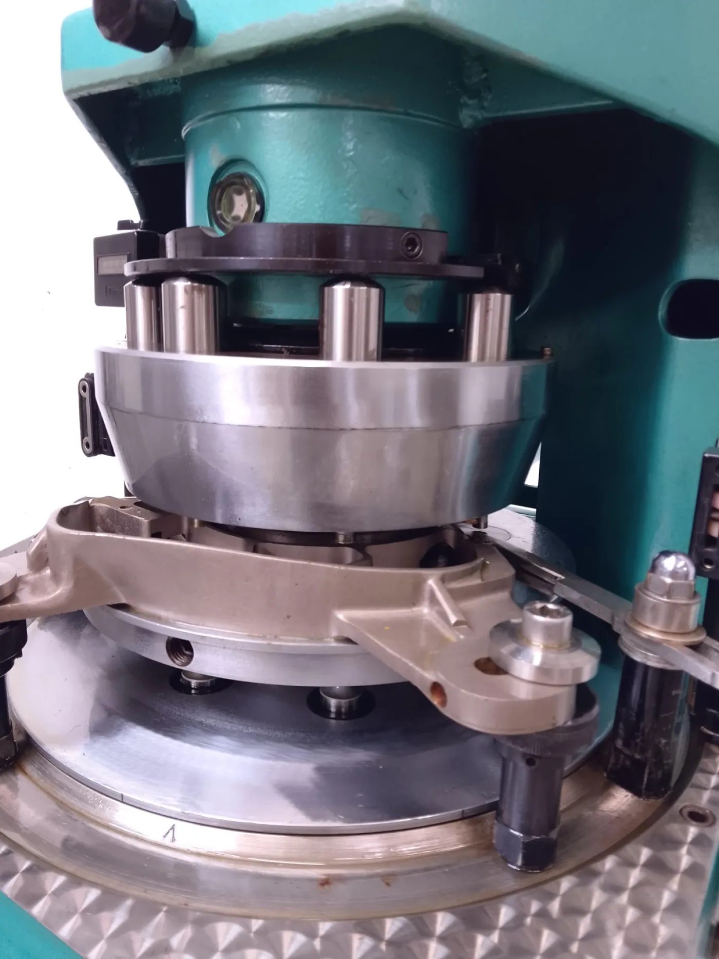 COMPRIMITRICE ROTATIVA – RONCHI – MOD. AM 13/8 - 2