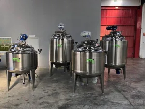 Reactores en acero inoxidable con sistema de agitación y emulsión NUEVOS