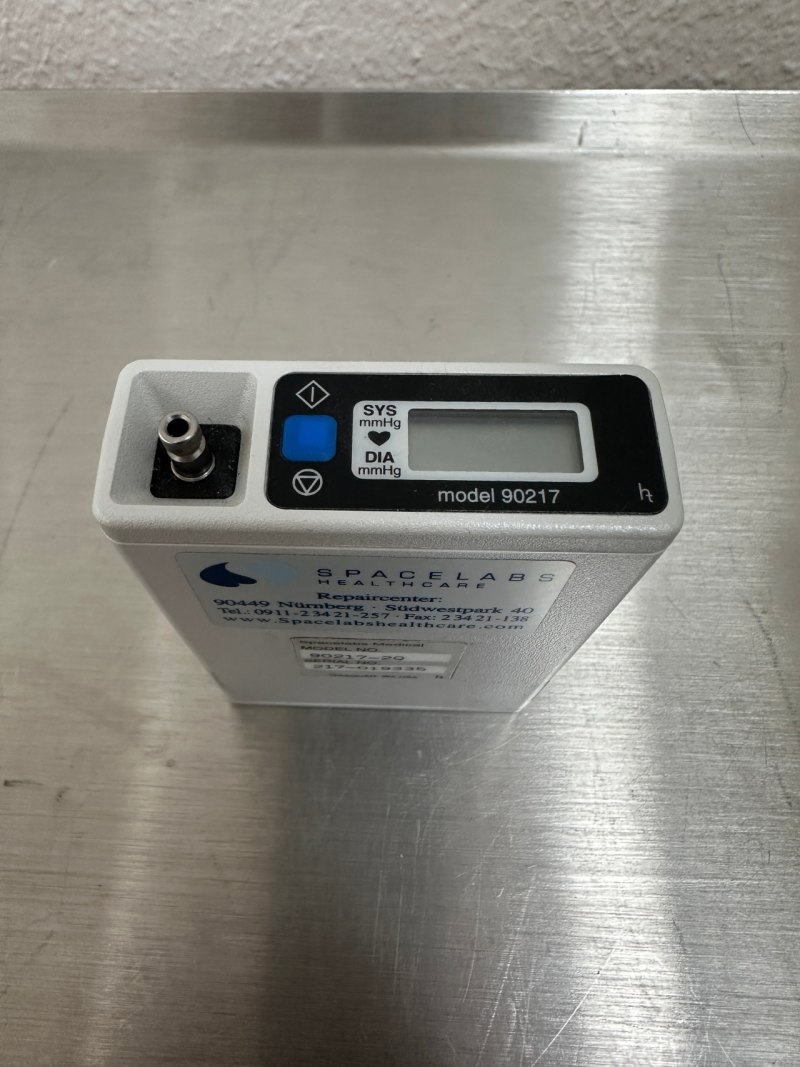 Spacelabs Model 90217 Blutdruckmonitor