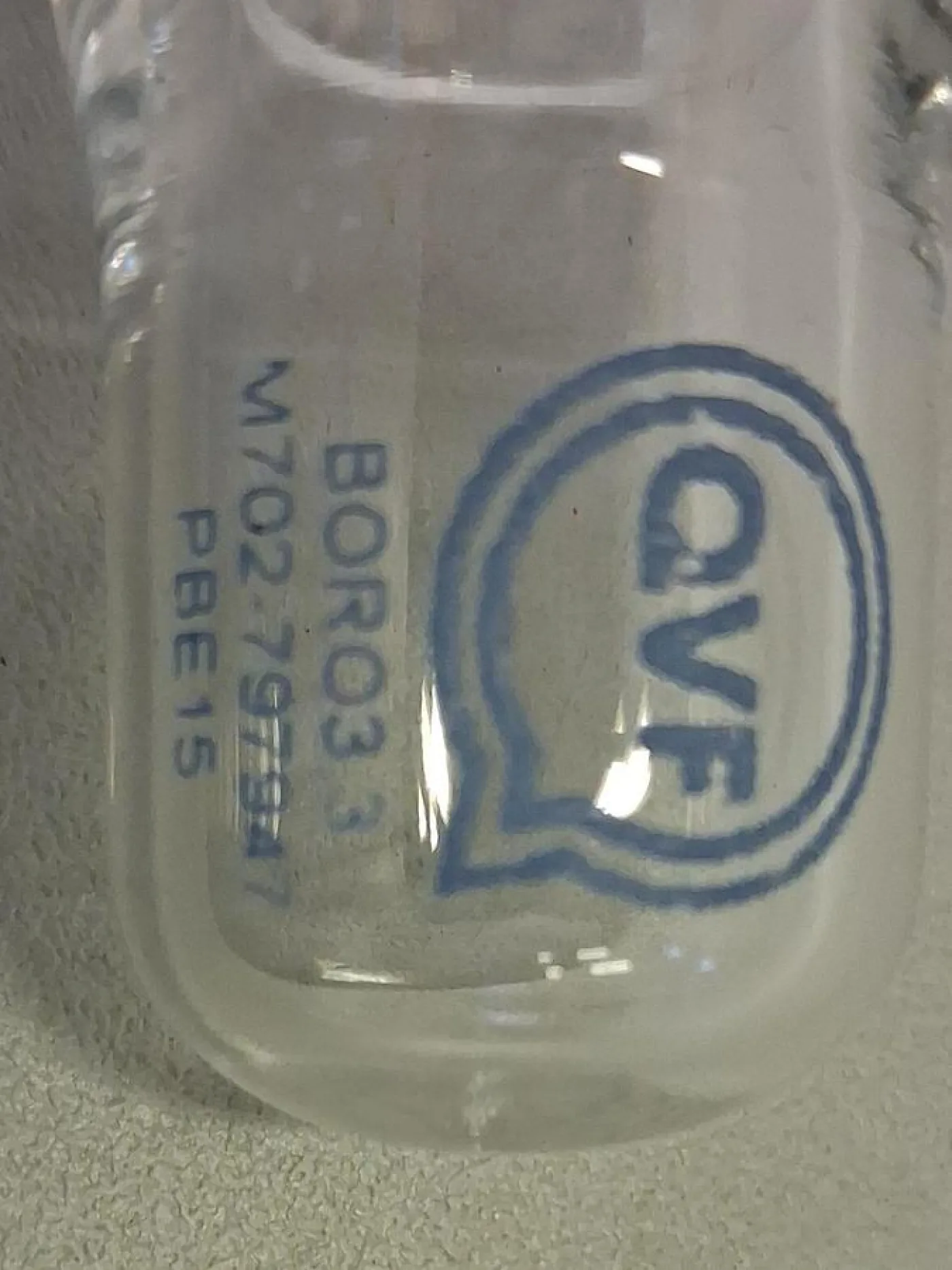 QVF-Laborglas besteht aus hochwertigem Borosilikatglas 3.3 DN15 - 4
