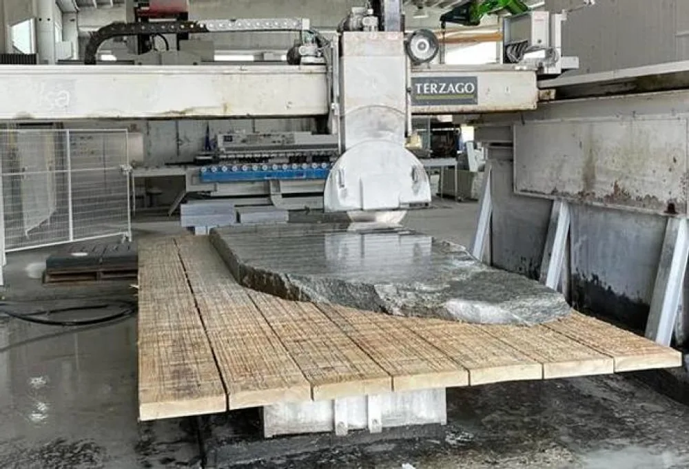 2001 TERZAGO PRATIKA-