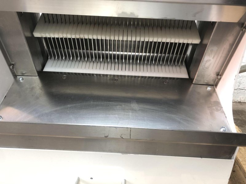 Delta DT40/10mm Bread Slicer