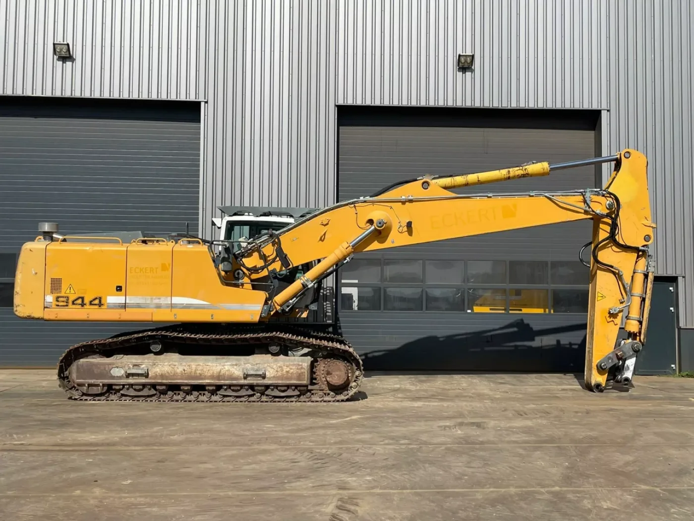 Liebherr R944C - 5