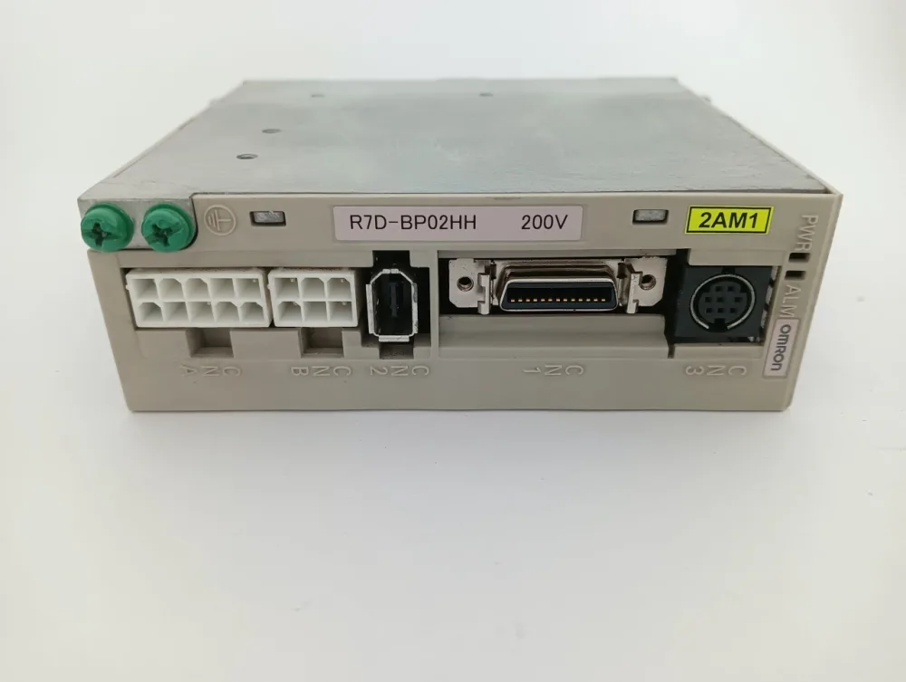 Omron Servo Treiber R7D-BP02HH