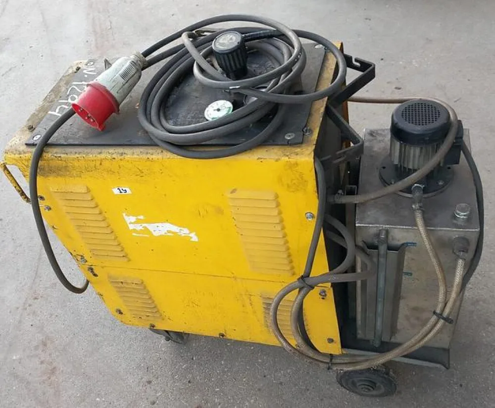 Máquina de soldar ELARCO TIG 200