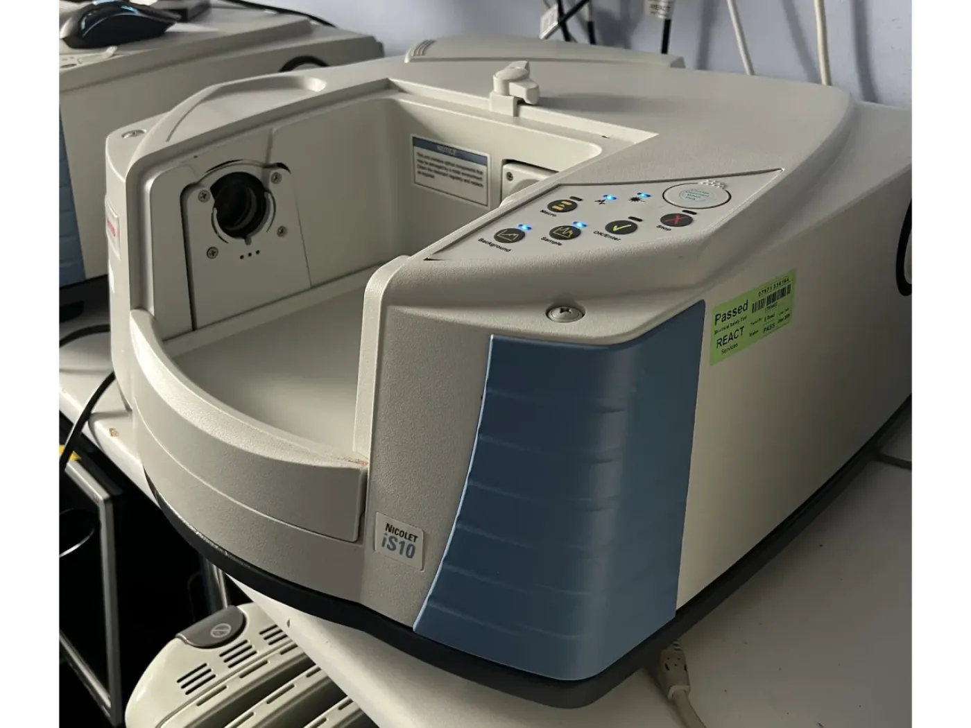Thermo Nicolet IS10 FTIR - 4