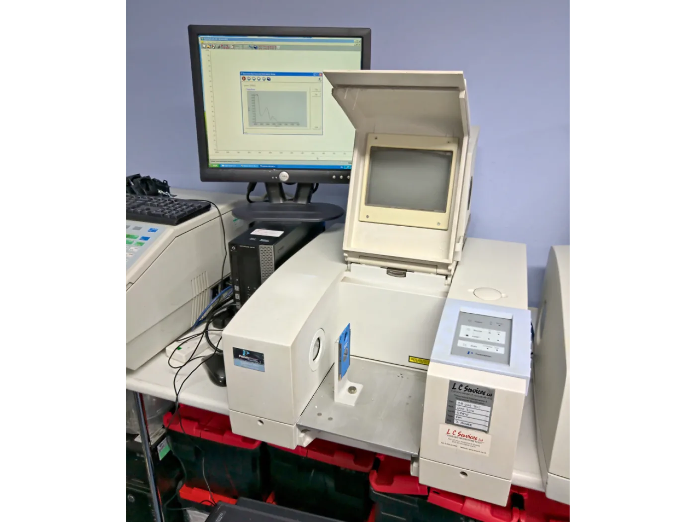 Perkin Elmer Spectrum One FTIR - 2