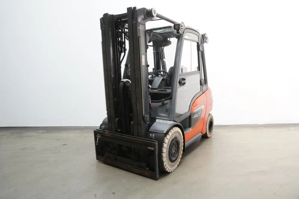 Frontstapler Linde H 35 T 1202 (2020)