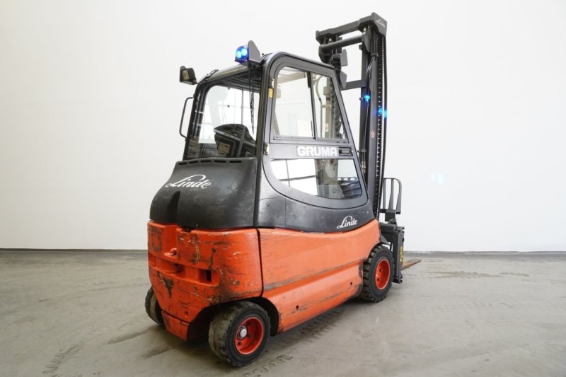 Frontstapler Linde E 30/600 S 336-03 (2008)