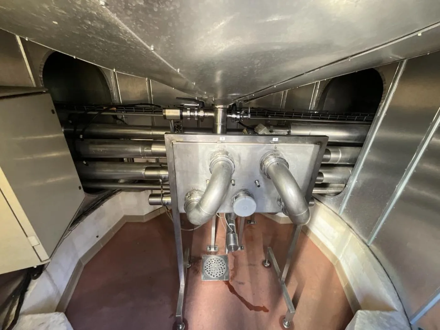 Chaudronnerie Tuyauterie Chaudronnerie Tuyauterie 37000 Litre Vertical Stainless Steel Storage Tank - T3 - 7