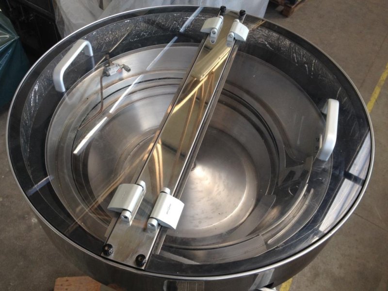 ALIMENTATORE VIBRANTE A TAZZA PER TAPPI – OZAF