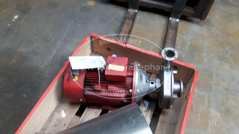 Radial pump