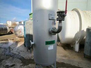 1000 LITRE IRON COMPRESSED AIR TANK
