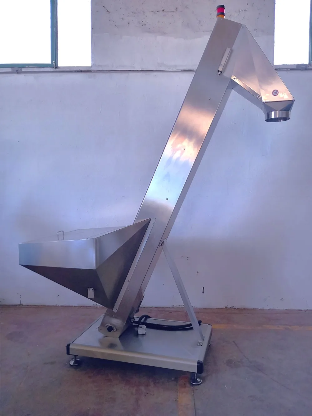 ALIMENTATORE A GIRAFFA – SARG