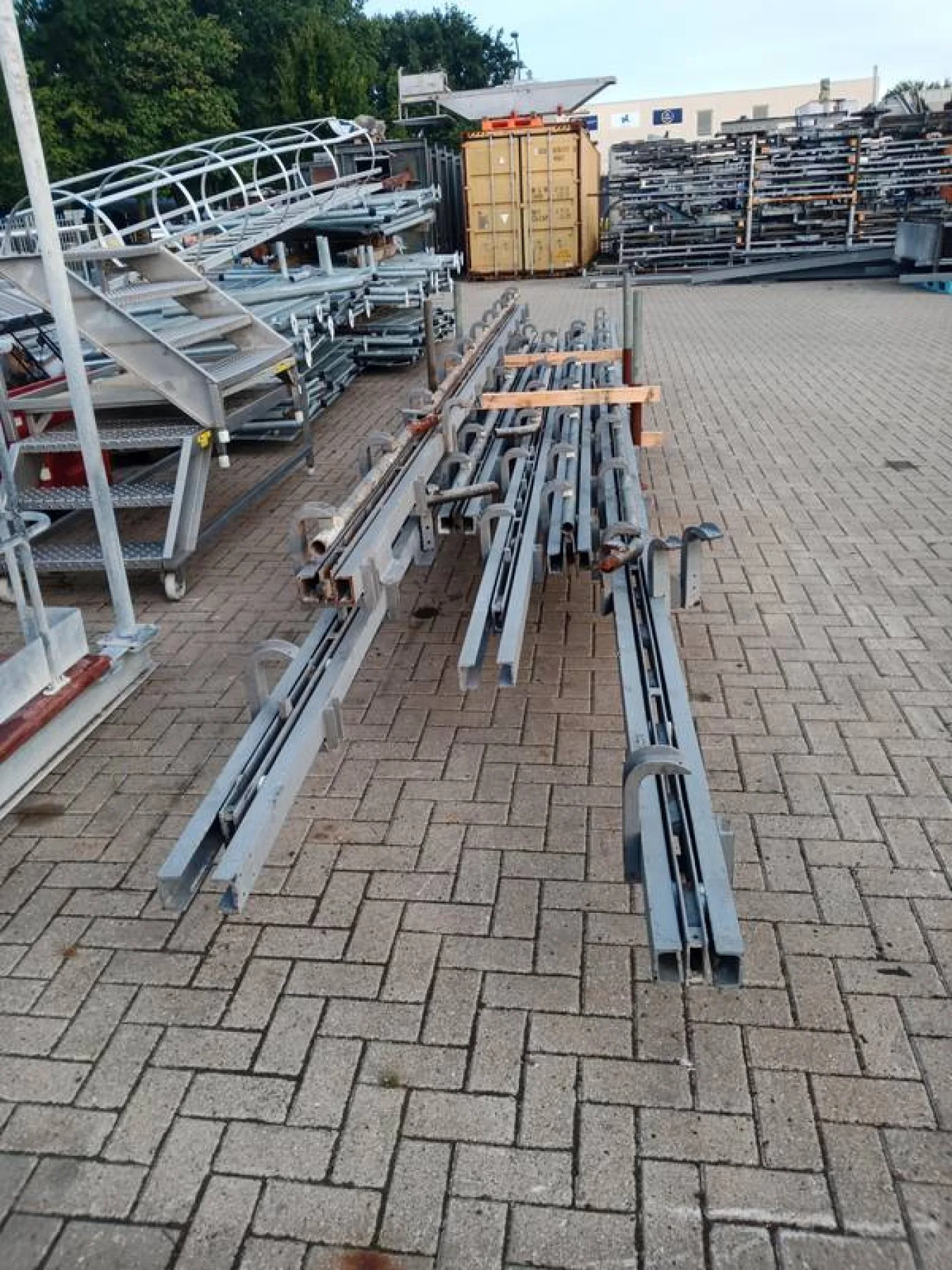 Walking beam - 1