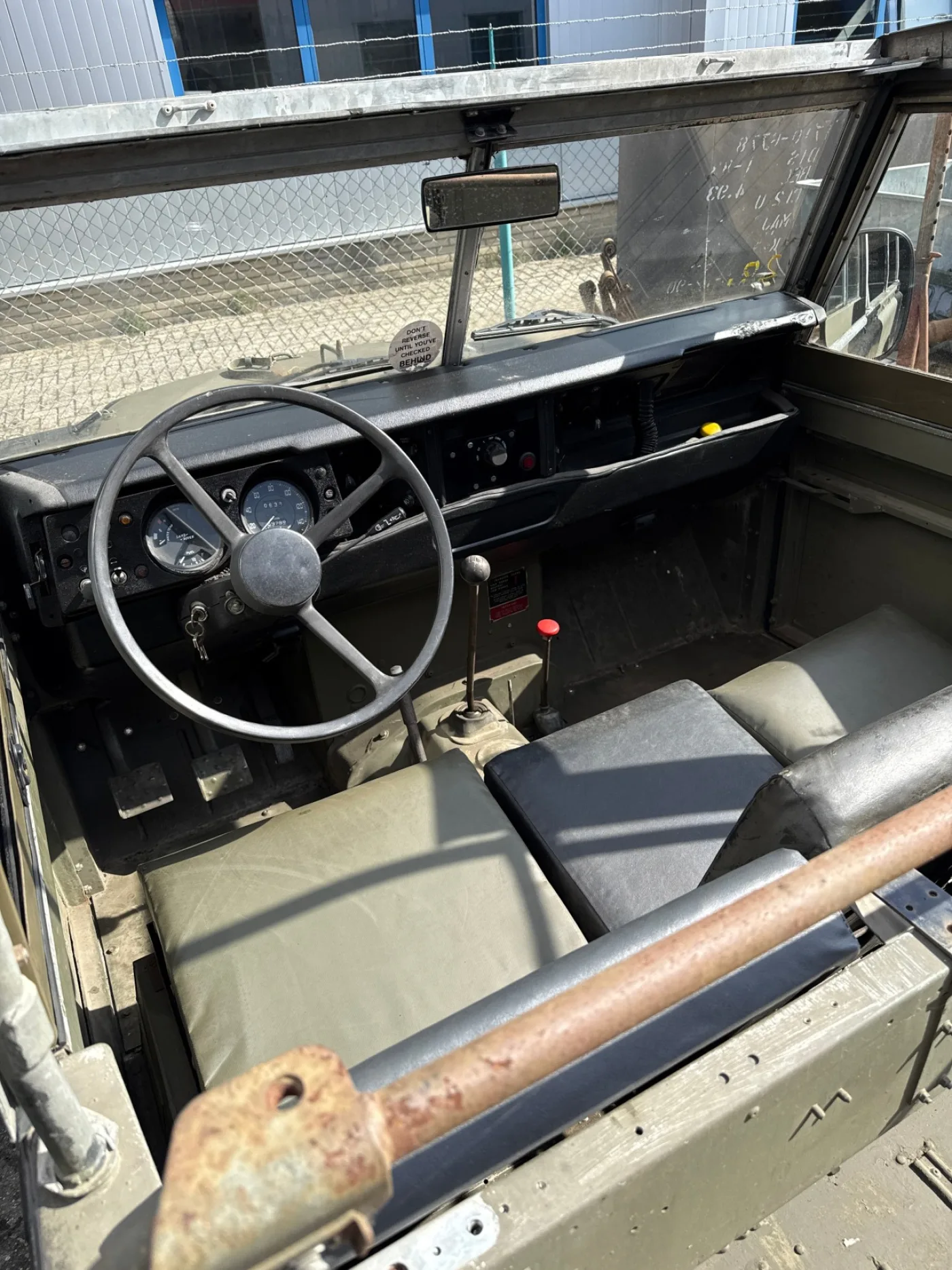 Land Rover 109 - 1983 Benzine Softtop LH - 6