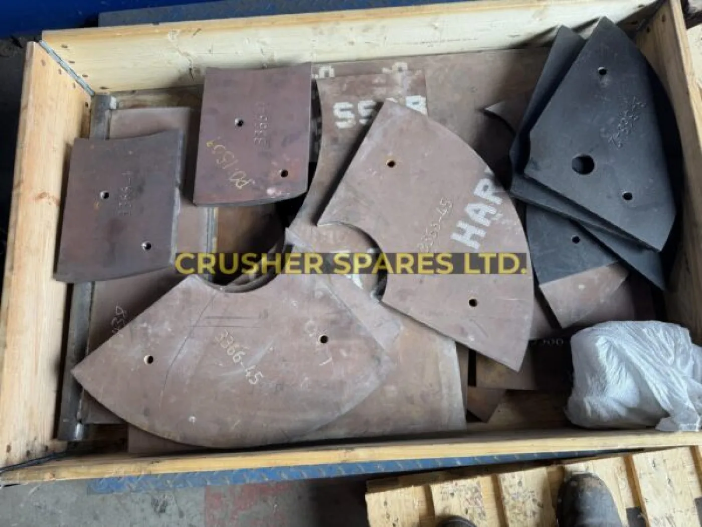 Tesab® 623 Wear Plates | Crusher Spares Ltd | - 1