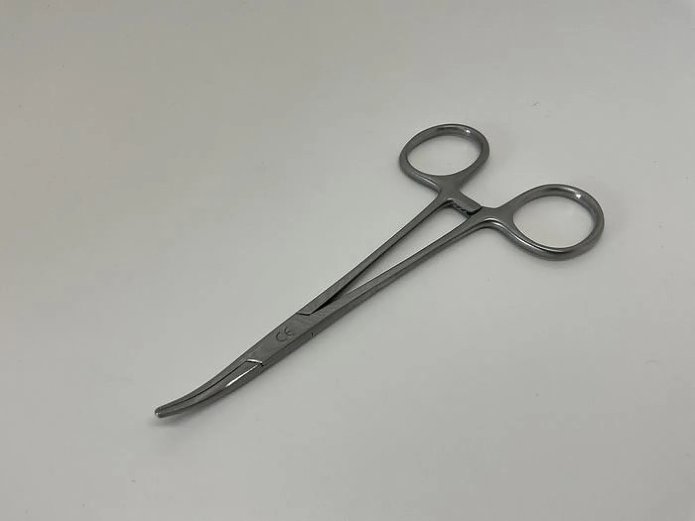 Halstead Mosquito Forcep Curved 125mm - 1