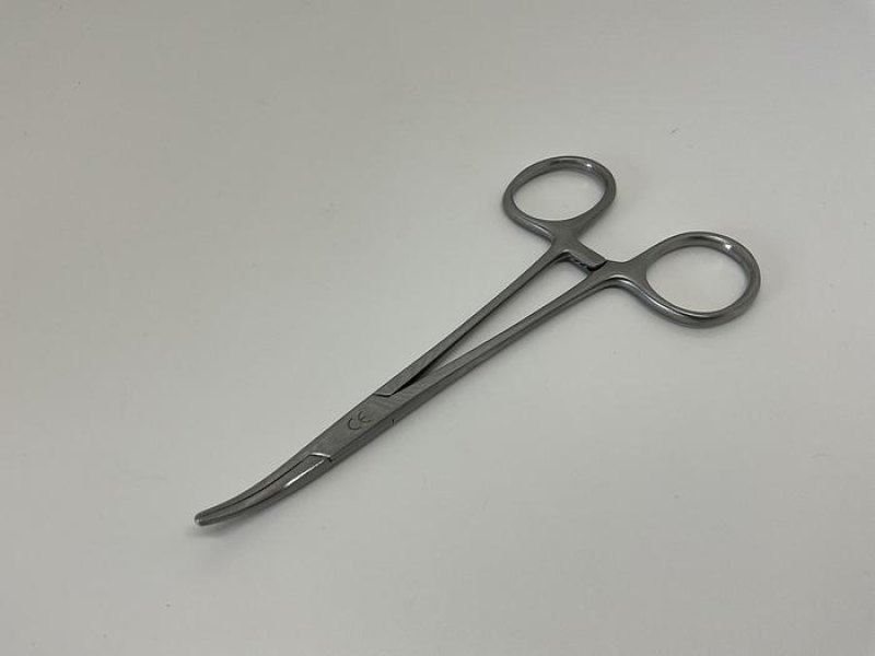 Halstead Mosquito Forcep Curved 125mm