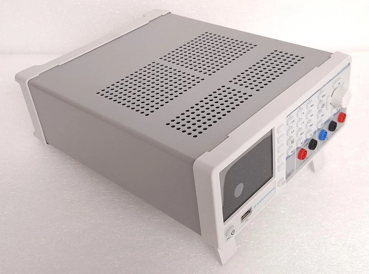 Rohde & Schwarz (R&S) HMC8015 - 7