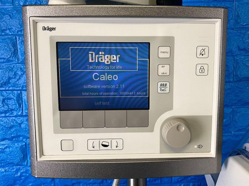 Dräger Baby Incubator Caleo YOM:2009